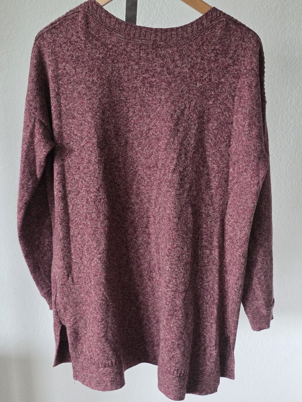 Old Navy Burgundy Marled Tunic Sweater Large Long Sleeve Cozy Knit Pullover - Picture 7 of 8
